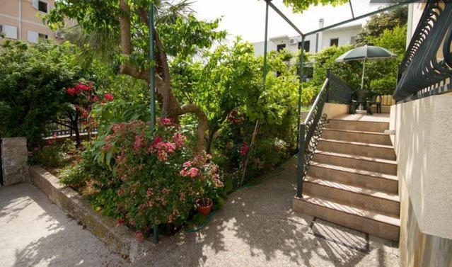 Apartments & Rooms M Petrovac Exterior foto